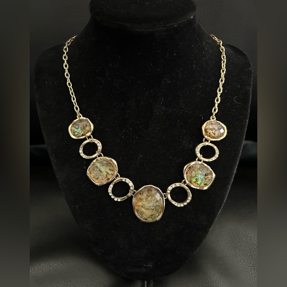 Beautiful Dana Buchman gold statement necklace with beige stones with rhinestone - Picture 2 of 8